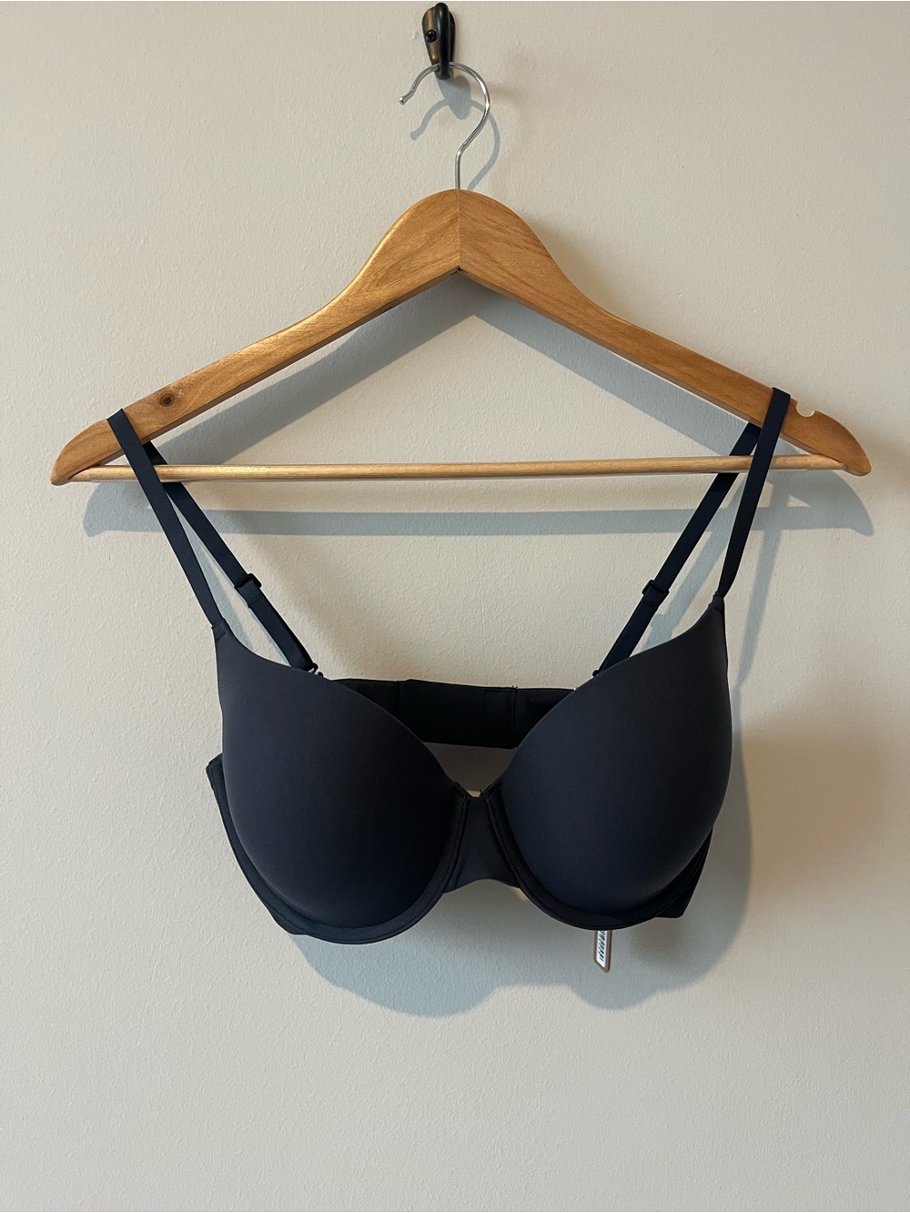 SKIMS Fits Everybody T-Shirt Demi Bra 34D NWT Graphite Color